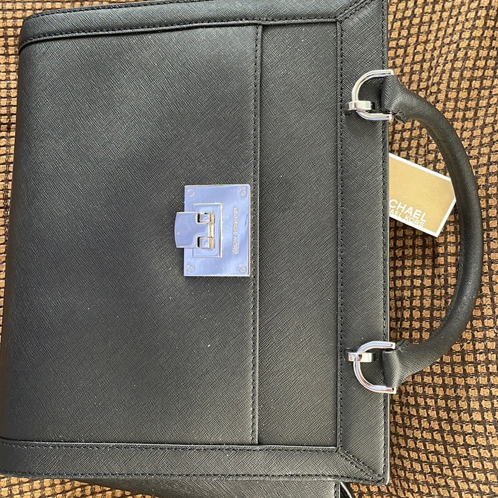 Women’s pocketbook